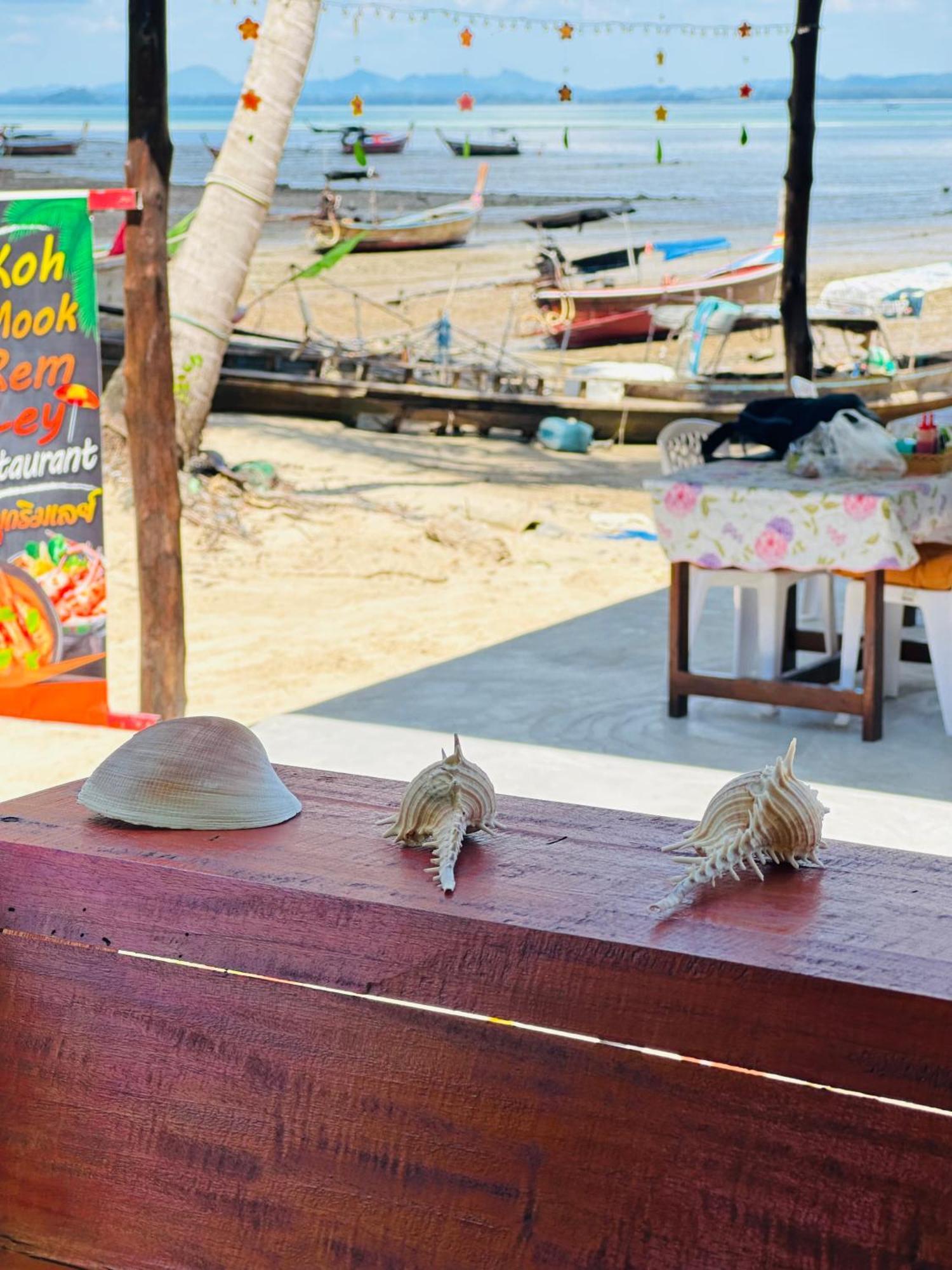 Koh Mook Rem Ley Ξενοδοχείο Trang Εξωτερικό φωτογραφία